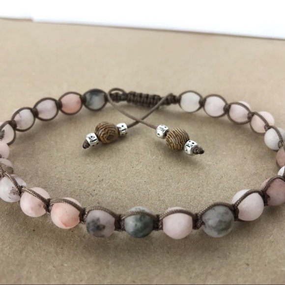 Handmade} Pink Jade w/ Silver Accent Bracelet - Picture 3 of 4